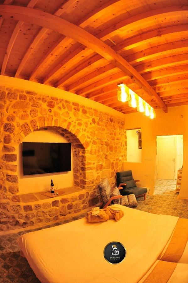 Hotel Salah Aldin House à Acre Extérieur photo
